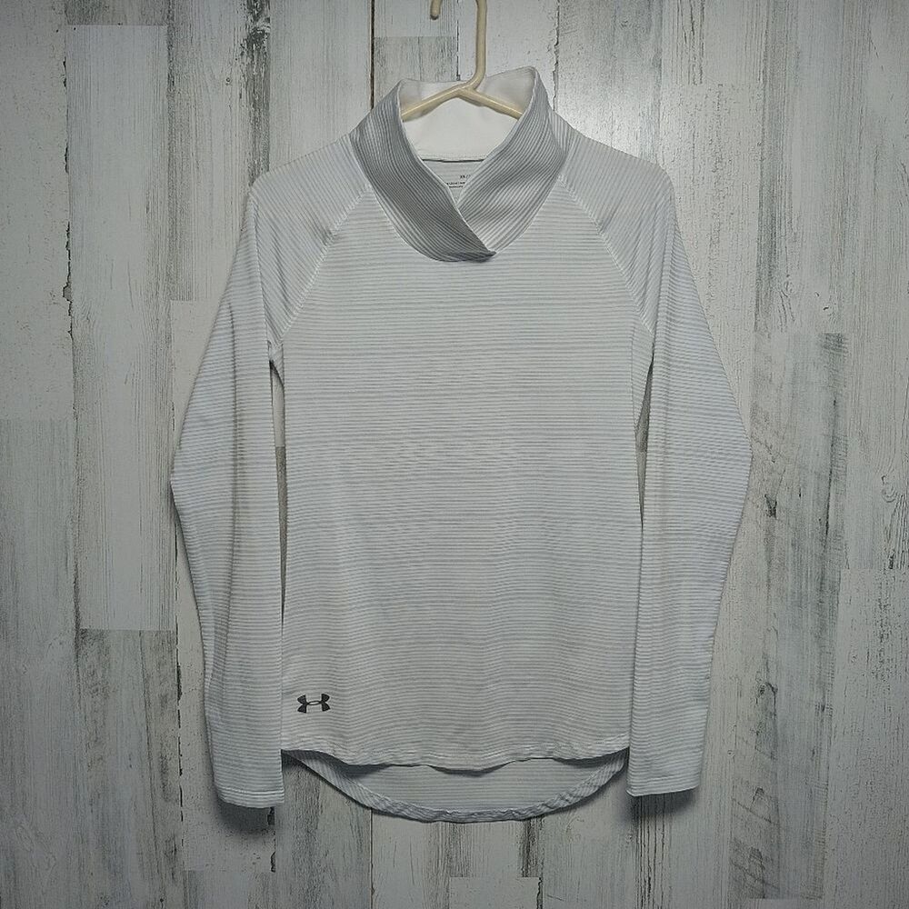 Under Armour Women's XS White Gray Stripe Split Turtleneck Pullover